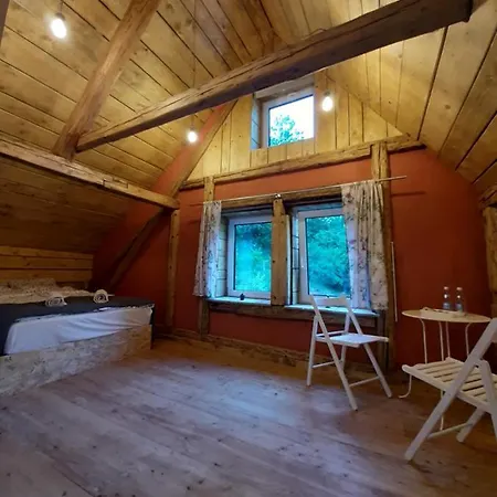 Chalet Modrzewiowa Chata *