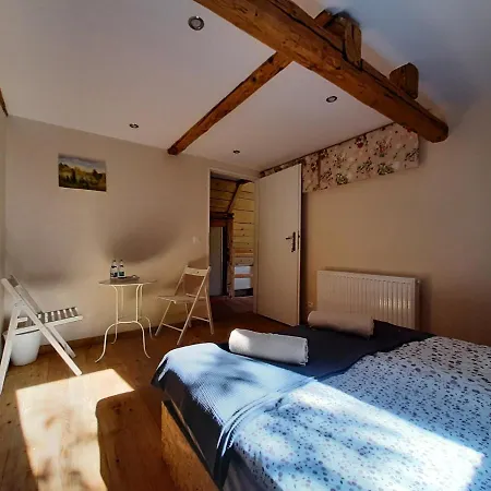 Modrzewiowa Chata Chalet *